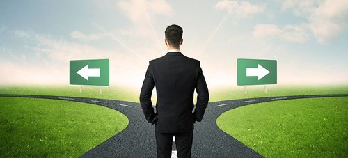 Diferențe între linia de credit și creditul de nevoi personale