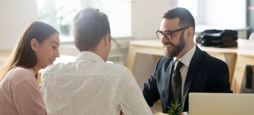 Sfaturi financiare pentru perioade de criză